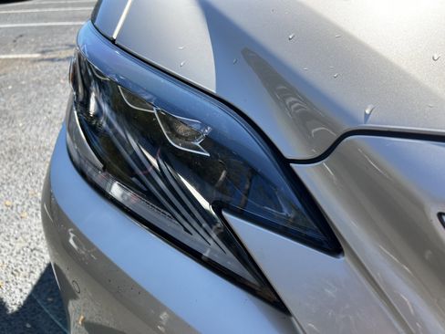 Used 2020 Lexus LS 500 w/ Interior Upgrade Package image 12