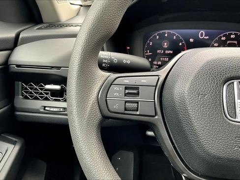 Used 2025 Honda Accord SE image 24