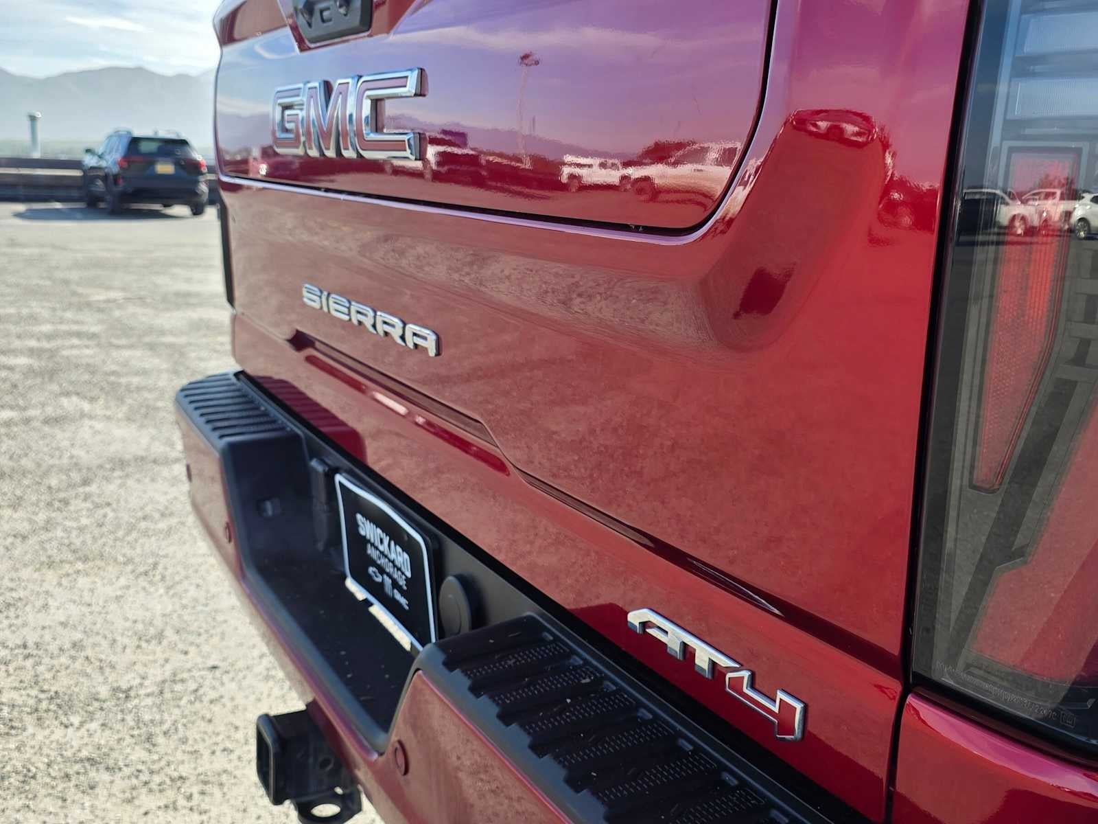 Certified 2025 GMC Sierra 2500 AT4 w/ AT4 Premium Plus Package AWD/4WD image 14