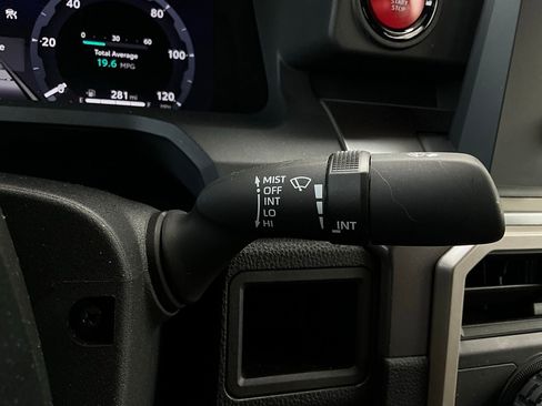 Used 2024 Toyota Tacoma TRD Off-Road image 35