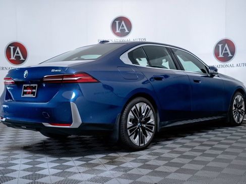 Used 2025 BMW 540i xDrive AWD/4WD image 6