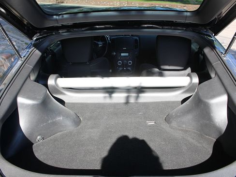 Used 2018 Nissan 370Z w/ Sport Package image 13