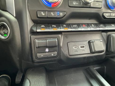 Used 2020 GMC Sierra 1500 SLT w/ SLT Premium Plus Package RWD image 68