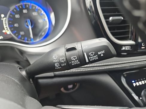 New 2026 Chrysler Pacifica Select image 44