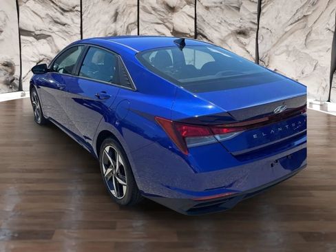 Used 2024 Hyundai Elantra Limited FWD image 5