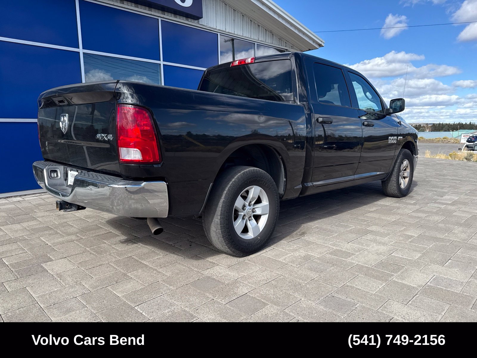 Used 2017 RAM 1500 ST w/ SXT Appearance Group AWD/4WD image 7