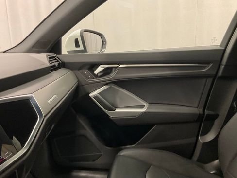 Used 2025 Audi Q3 2.0T Premium image 21