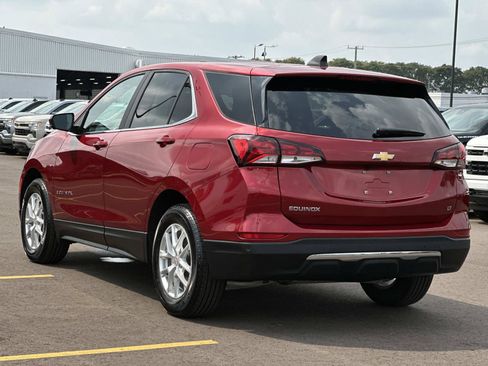 Certified 2024 Chevrolet Equinox LT w/ LPO, Floor Liner Package FWD image 3
