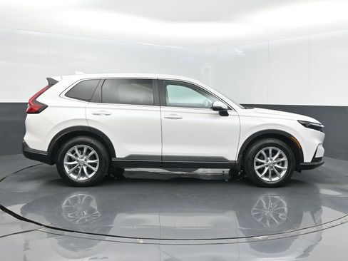Certified 2025 Honda CR-V EX image 5
