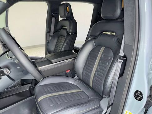 Used 2023 Rivian R1T Adventure AWD/4WD image 14