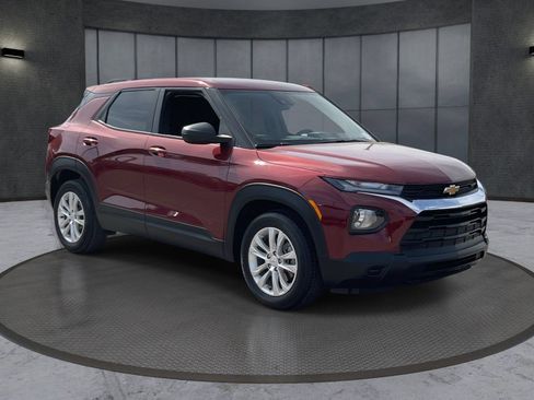 Certified 2023 Chevrolet TrailBlazer LS FWD image 8