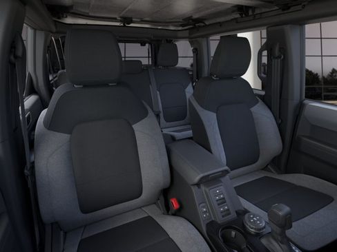New 2026 Ford Bronco 4-Door w/ Sasquatch Package AWD/4WD image 10