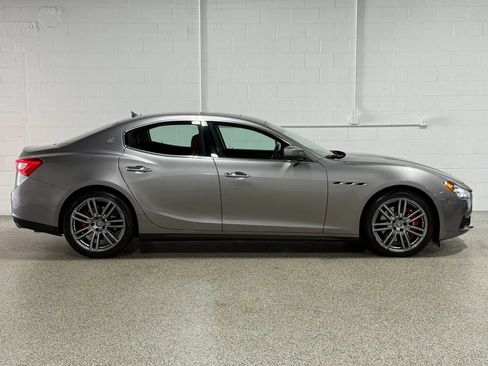 Used 2017 Maserati Ghibli S Q4 AWD/4WD image 5