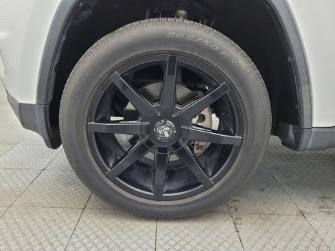 Used 2016 Jeep Grand Cherokee Laredo w/ Quick Order Package 23E image 31