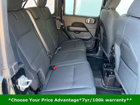 Certified 2022 Jeep Wrangler Unlimited Sahara w/ Cold Weather Group image 17