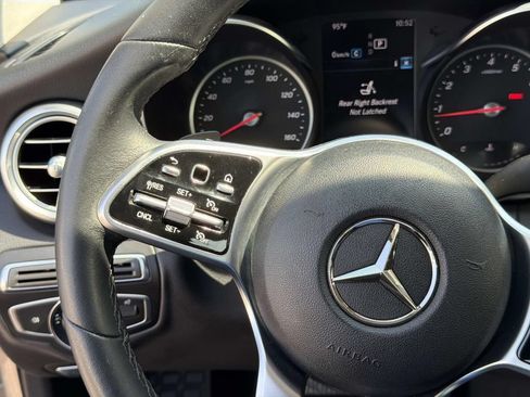 Used 2019 Mercedes-Benz C 300 Sedan image 23