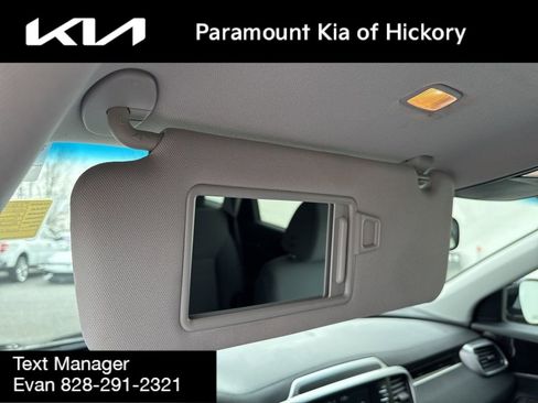 Used 2020 Kia Sorento S image 31