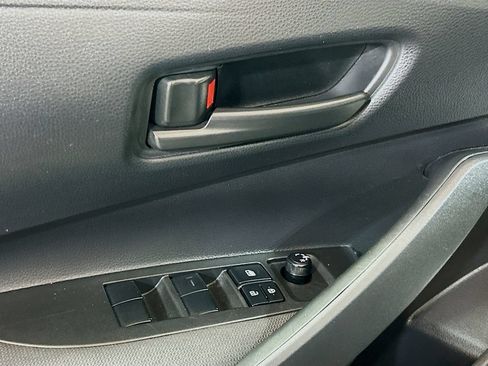 Used 2026 Toyota Corolla LE FWD image 15