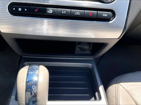 Used 2010 Ford Edge SEL AWD/4WD image 30