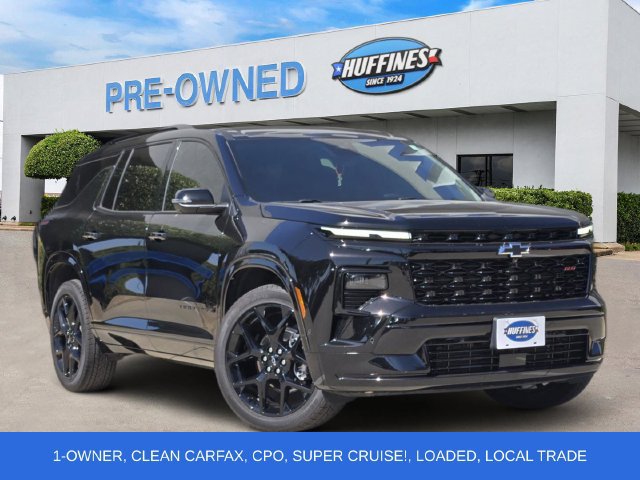 Used 2026 Chevrolet Traverse RS FWD image 1