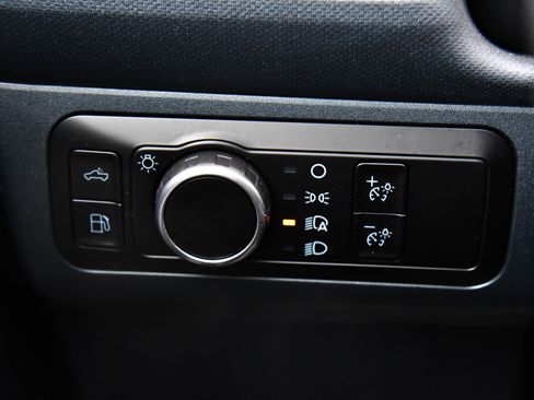 Used 2023 Ford Maverick XLT image 30