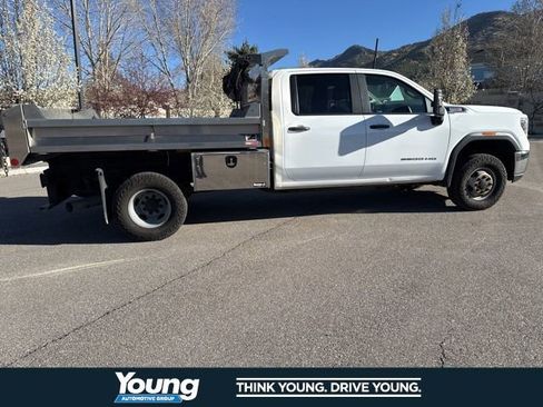 Used 2021 GMC Sierra 3500 4x4 Crew Cab w/ Convenience Package image 10