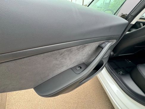 Used 2022 Tesla Model 3 Standard Range image 20