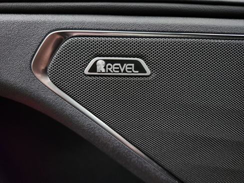 Used 2024 Lincoln Nautilus Reserve w/ Equipment Group 202A image 18