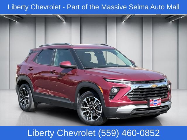 Used 2025 Chevrolet TrailBlazer LT FWD image 1