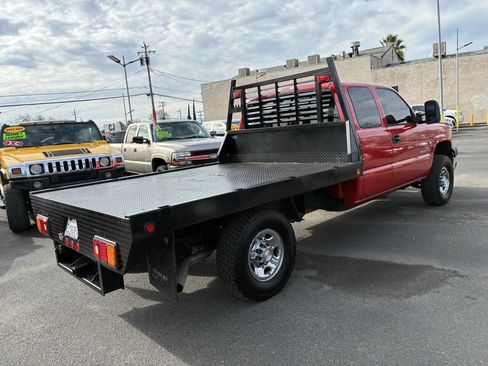 Used 2004 Chevrolet Silverado 2500 LS w/ Skid Plate Package image 2