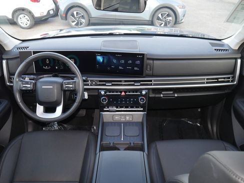 Used 2025 Hyundai Santa Fe SEL AWD/4WD image 47