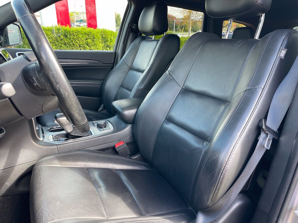Used 2020 Jeep Grand Cherokee Limited AWD/4WD image 6
