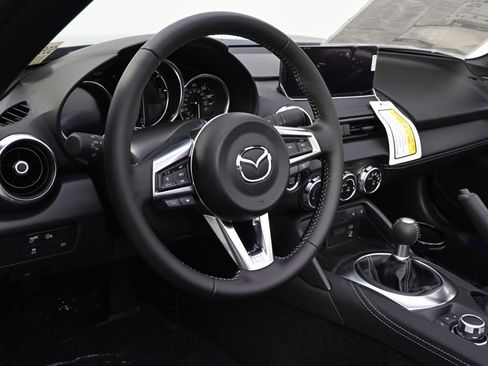 New 2025 MAZDA MX-5 Miata Grand Touring image 15
