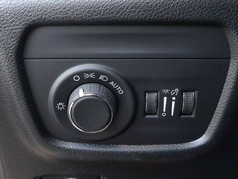 New 2026 Jeep Grand Cherokee Altitude RWD image 10