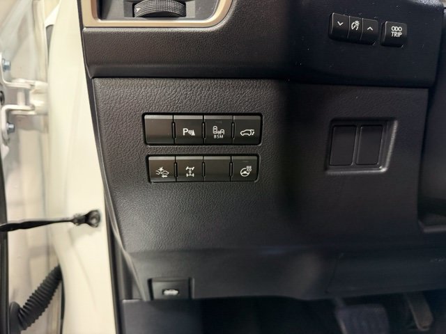 Used 2016 Lexus NX 200t AWD w/ Luxury Package image 19