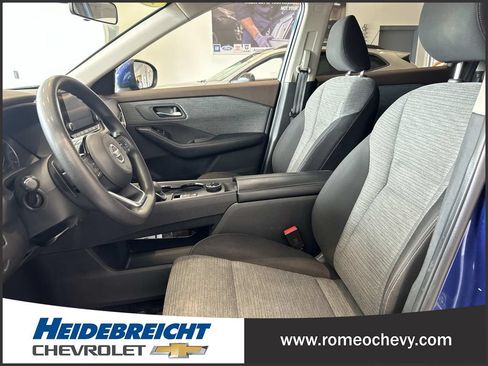 Used 2021 Nissan Rogue SV AWD/4WD image 13