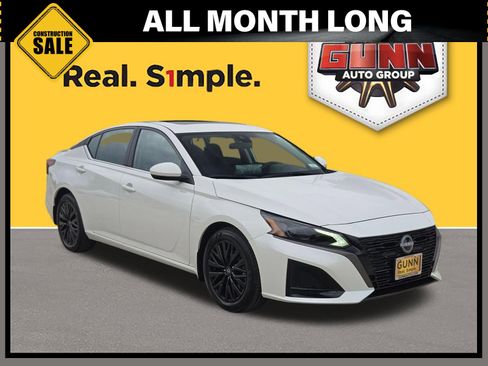 New 2026 Nissan Altima 2.5 SV FWD image 1
