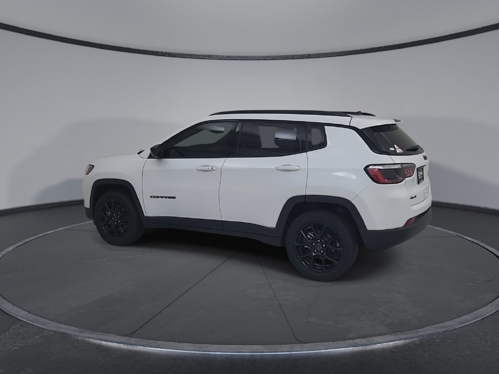 New 2026 Jeep Compass Latitude AWD/4WD image 9