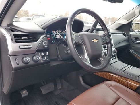 Used 2019 Chevrolet Tahoe Premier w/ Premier Plus Edition image 19