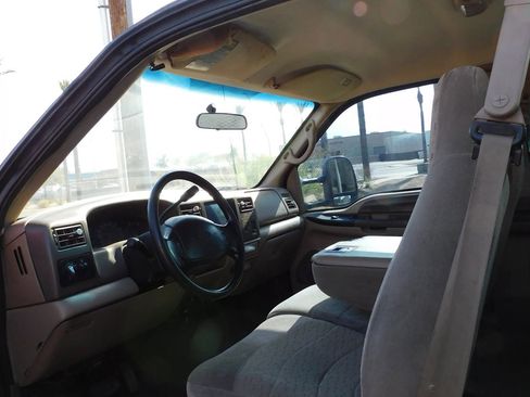 Used 1999 Ford F250 4x4 SuperCab Super Duty image 30