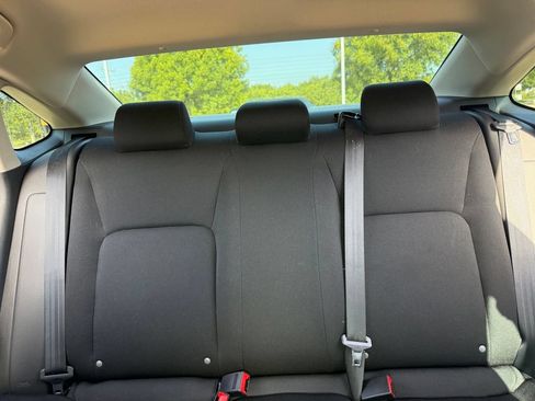 Used 2022 Honda Civic LX image 17