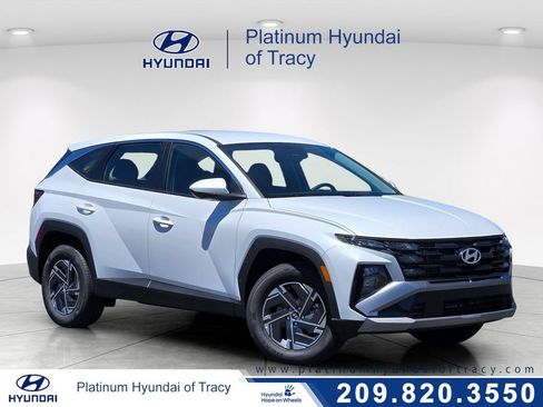 New 2026 Hyundai Tucson Blue SE AWD/4WD image 1