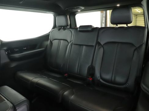 Used 2025 Jeep Grand Wagoneer 4WD image 34