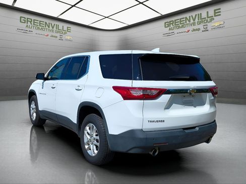 Used 2020 Chevrolet Traverse LS FWD image 5