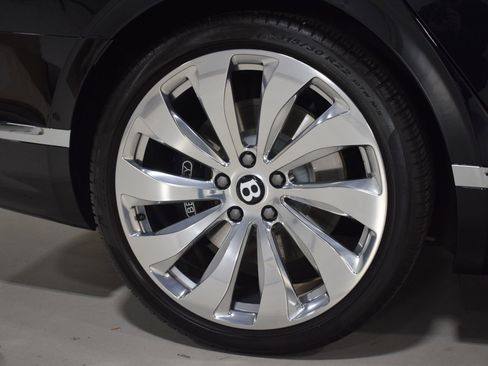 Certified 2020 Bentley Flying Spur W12 image 6