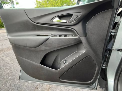 Certified 2024 Chevrolet Equinox LT AWD/4WD image 9