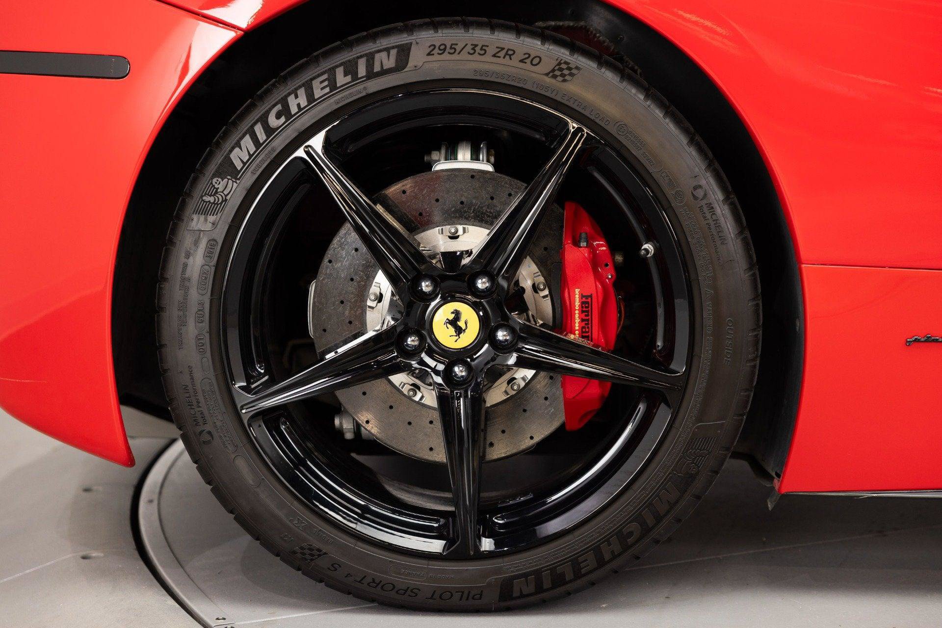 Certified 2014 Ferrari 458 Spider RWD image 24