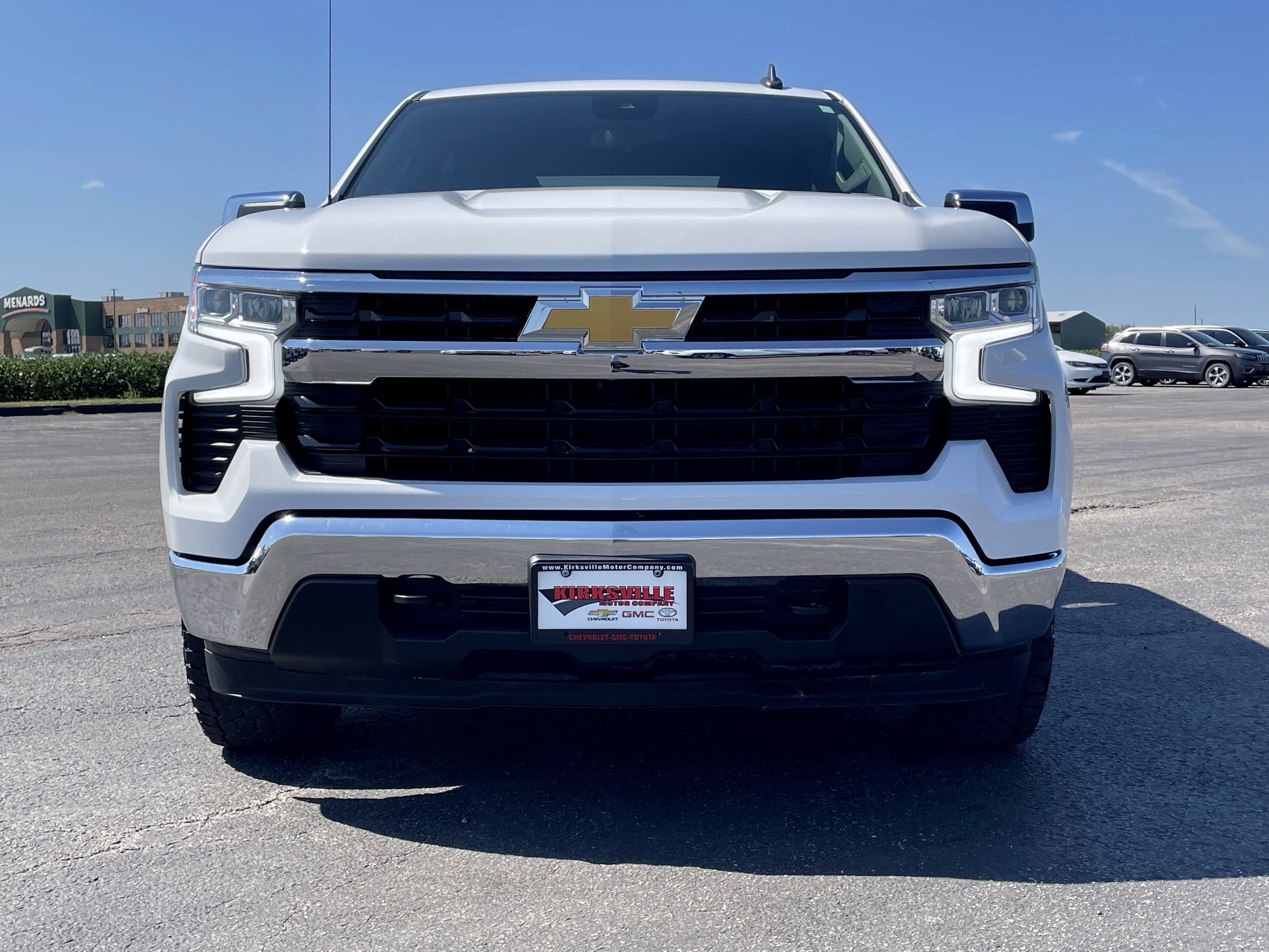 Certified 2023 Chevrolet Silverado 1500 LT w/ Z71 Off-Road Package AWD/4WD image 9
