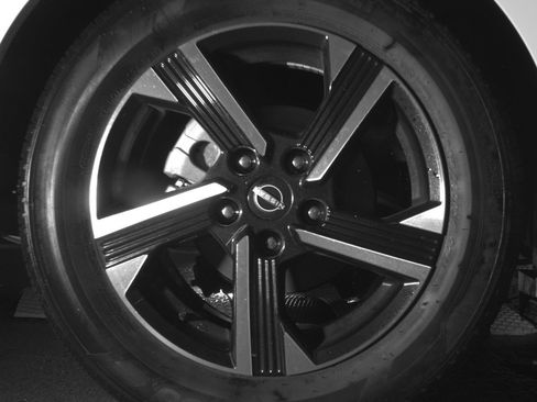 Used 2025 Nissan Sentra SV FWD image 15