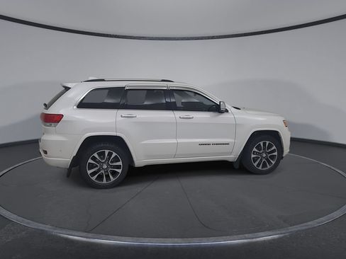 Used 2017 Jeep Grand Cherokee Overland w/ Jeep Active Safety Group AWD/4WD image 17